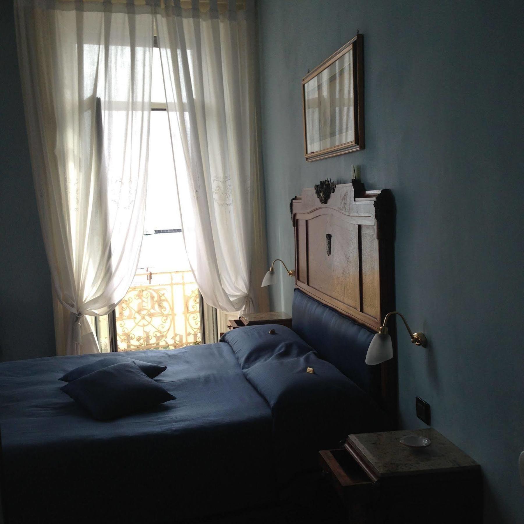 Bed and Breakfast La Dimora Dei Baroni Neapol Exteriér fotografie